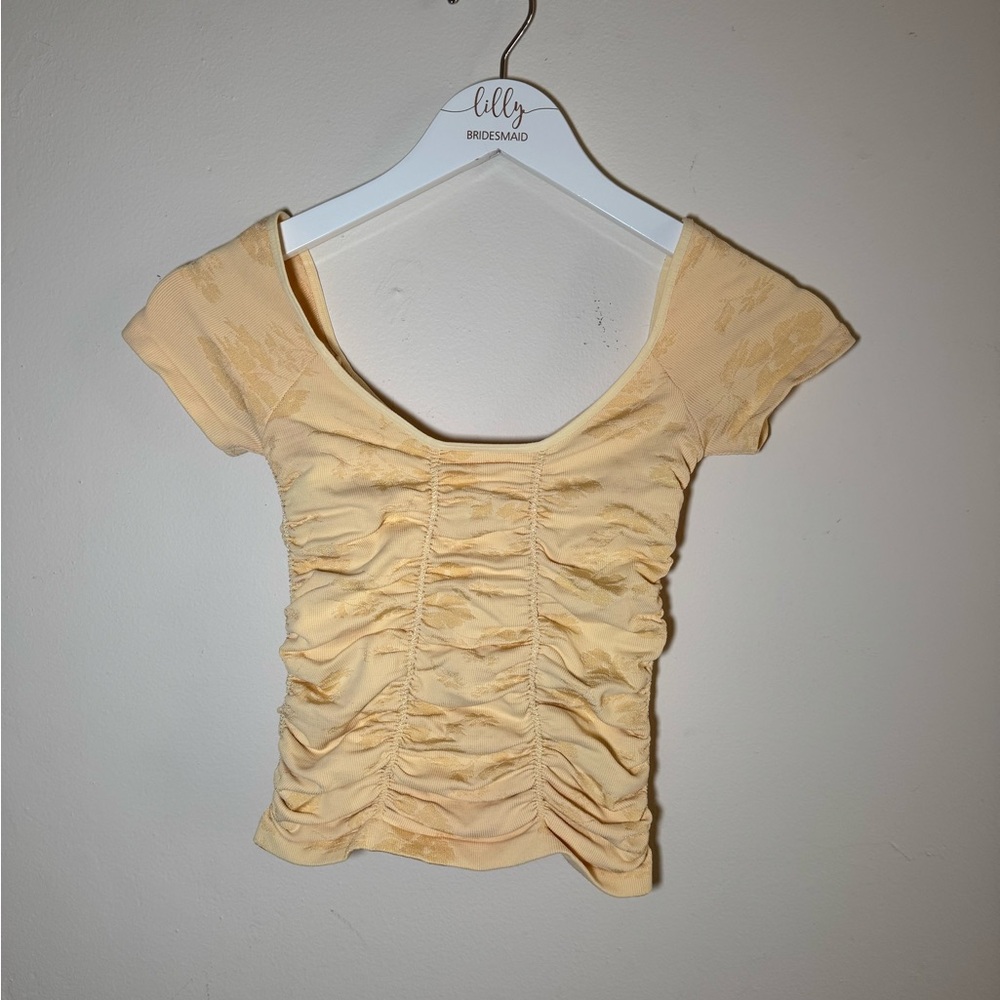 Gotta Be You Seamless Tee